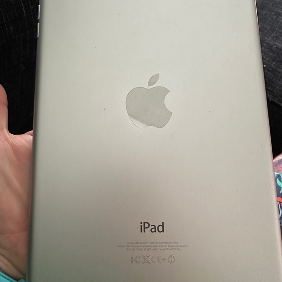 iPad Mini First generation - Picture 3 of 5